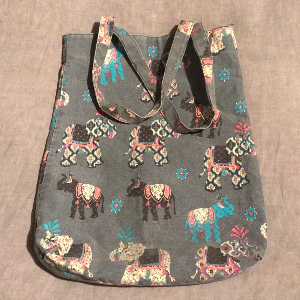 2/$10 Cute elephant tote with sparkle!